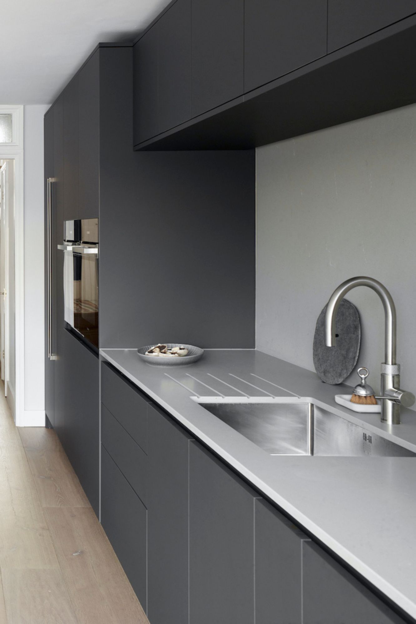 kitchen, Roundhouse Design: What is the Best Layout for a Chef’s Kitchen?