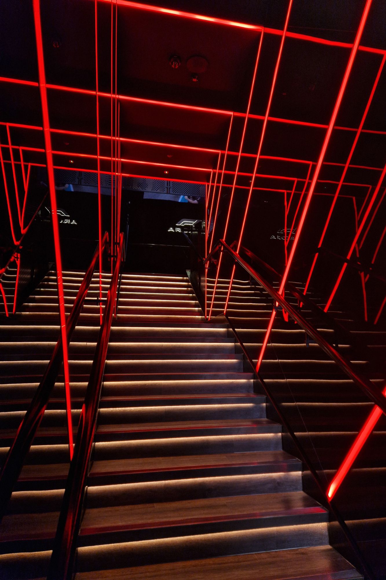 Anamo Design Studio, Anamo Design Studio: Creating a High-Tech, Formula 1 Inspired Bar