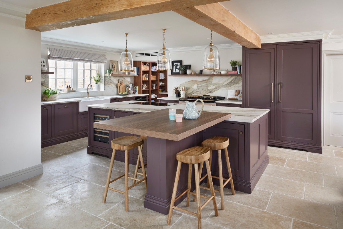 Snug Kitchens, Snug Kitchens: Creating an Open-Plan Kitchen for Family Living