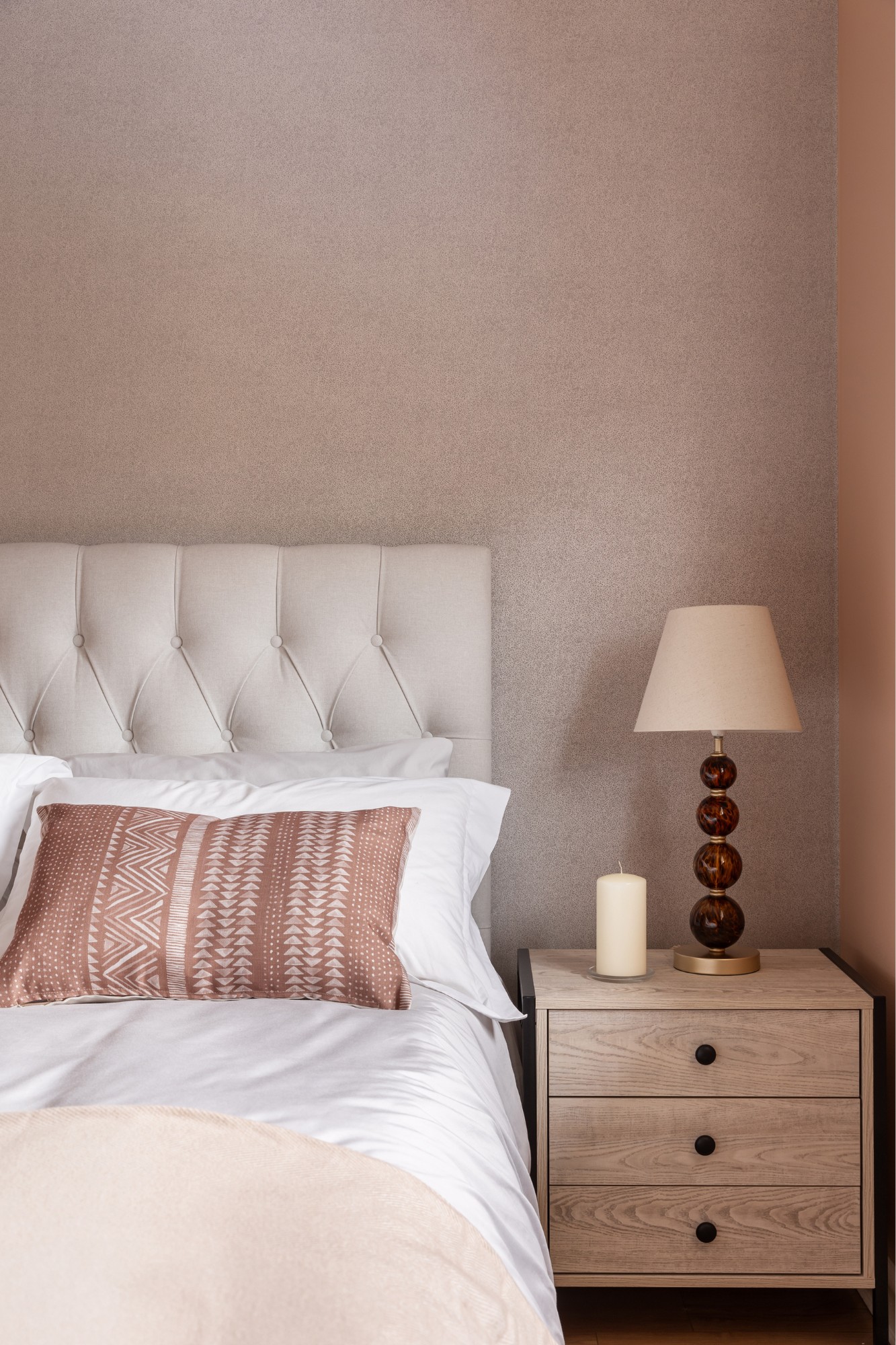 Studio 95 Interiors, Studio 95 Interiors: Creating a Soft and Welcoming Family Home