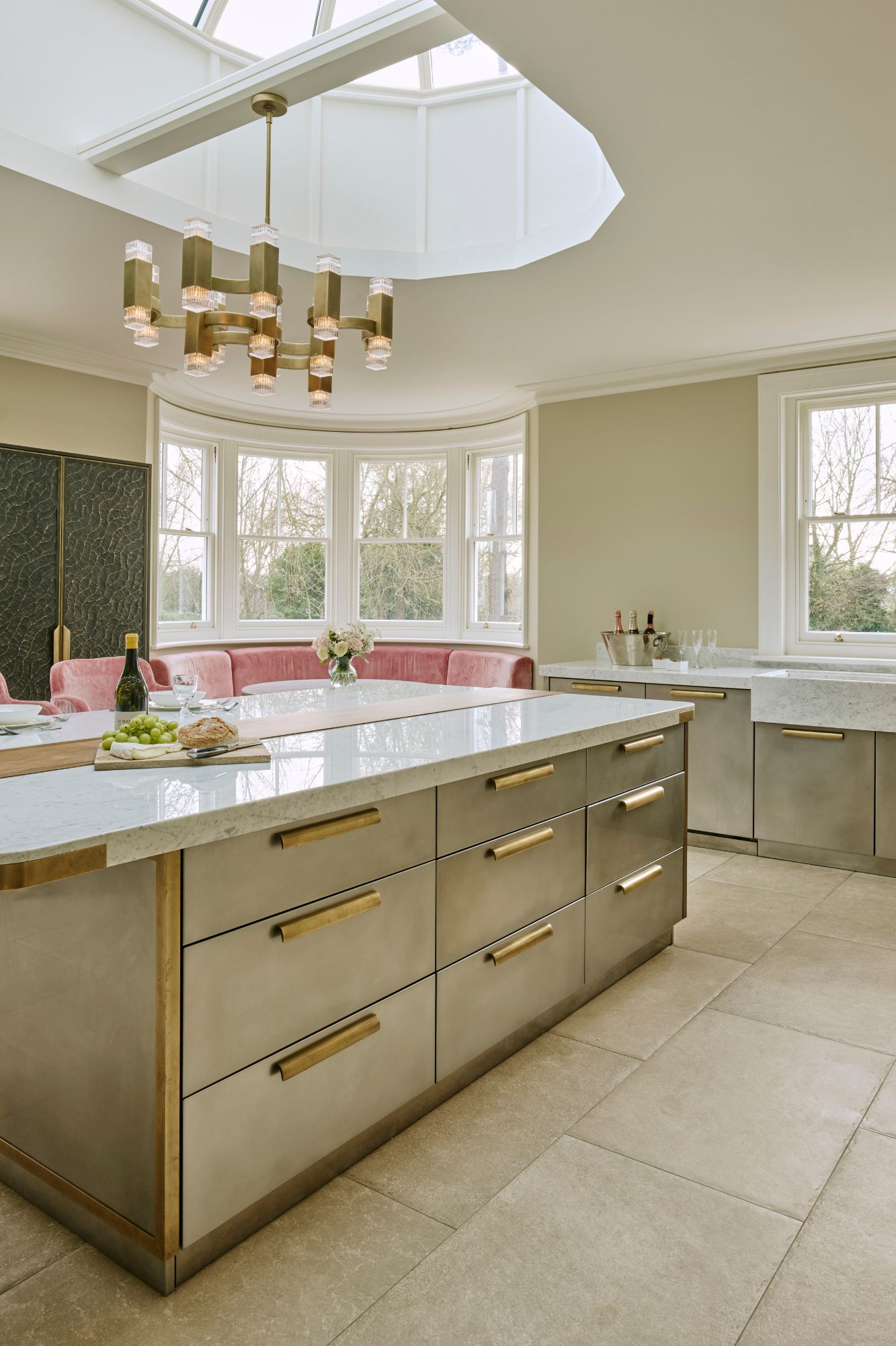 ledbury studio, Ledbury Studio: How Three Versatile Metals Create Completely Different Looks