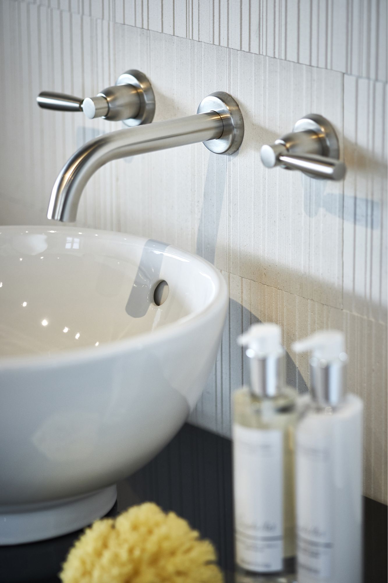House of Rohl, House of Rohl Partners with 1508 London for its Fourth Consecutive WOW!house Primary Bathroom