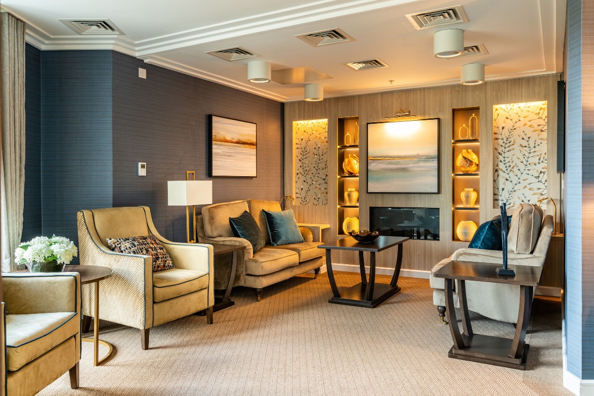 HomeSmiths: Creating a Cosy and Practical Care Home Design