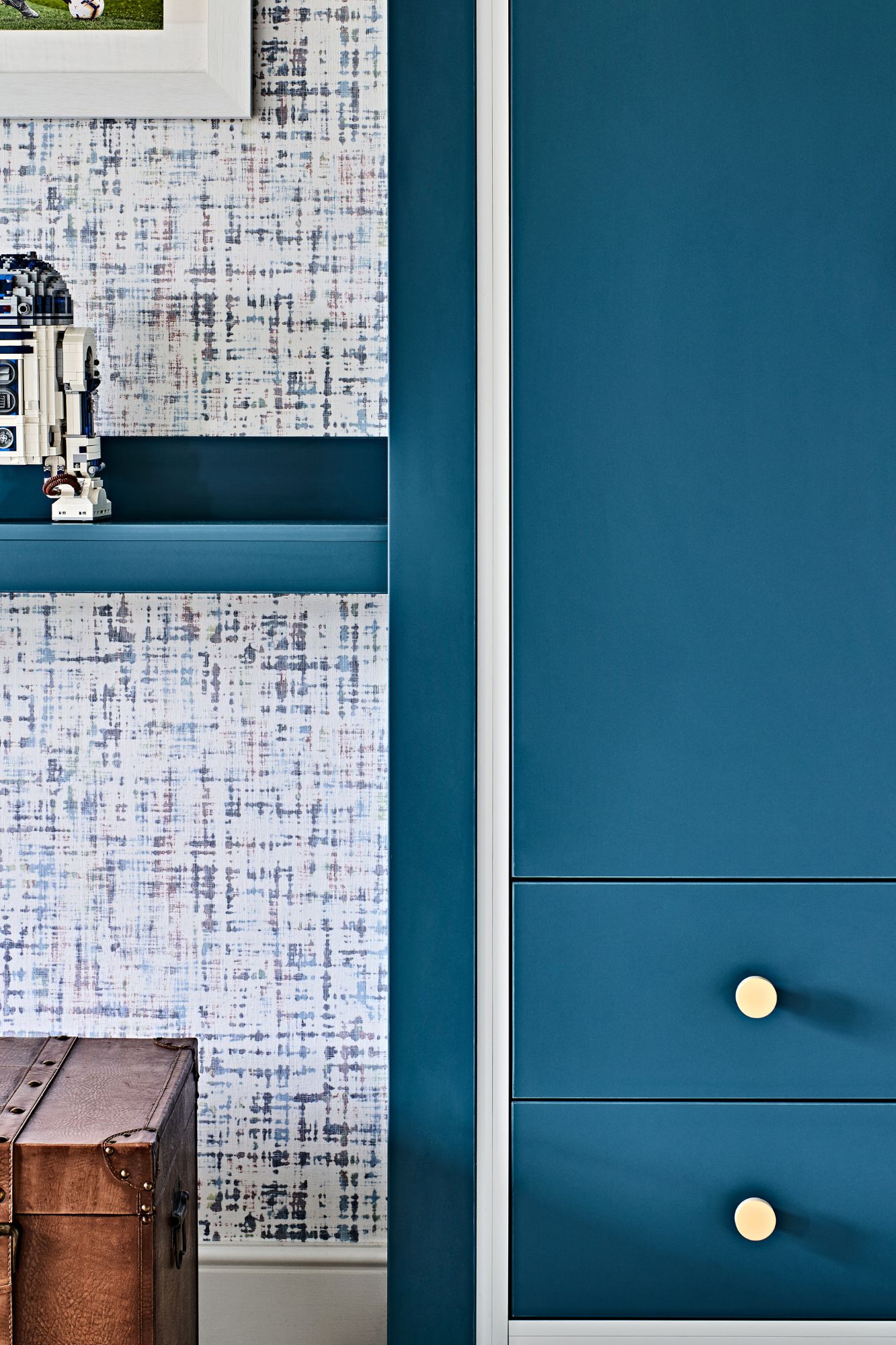 Lewis Knox, Lewis Knox: Playing with Colour and Texture to Create Fun but Grown-Up Spaces
