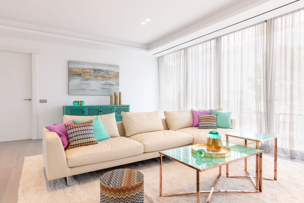 , Spanish Villa Design Uniquely Utilises Space and Colour